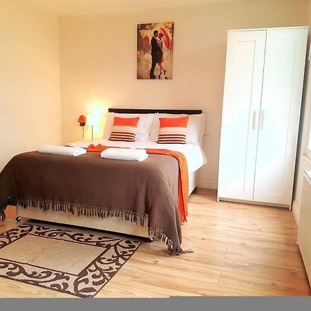 Comfortable Studio Flat Near Central Лондон Екстер'єр фото