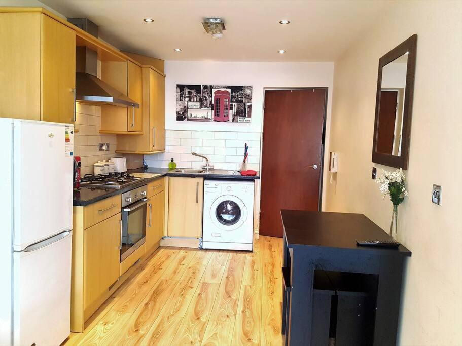 Comfortable Studio Flat Near Central Лондон Екстер'єр фото